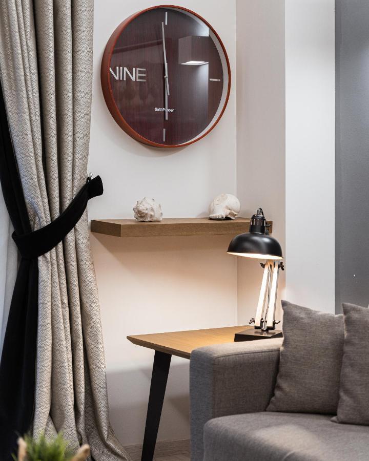 Acropolis Elegant Apartment 아테네 외부 사진